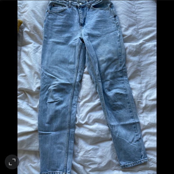 Top Shop Mom Jeans in bleach blues sz 28 - Picture 3 of 6
